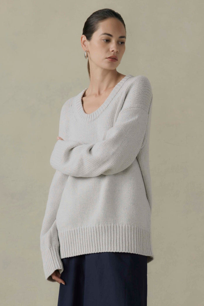Beate | Archie Deep U-Neck Sweater in Size Extra Small