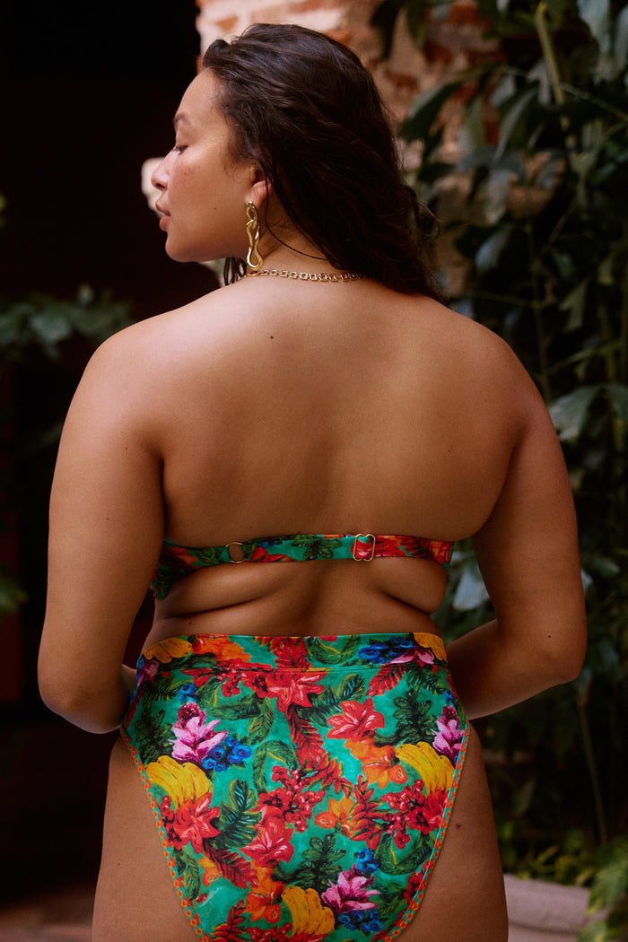 Belize Bikini Top in La Ceiba