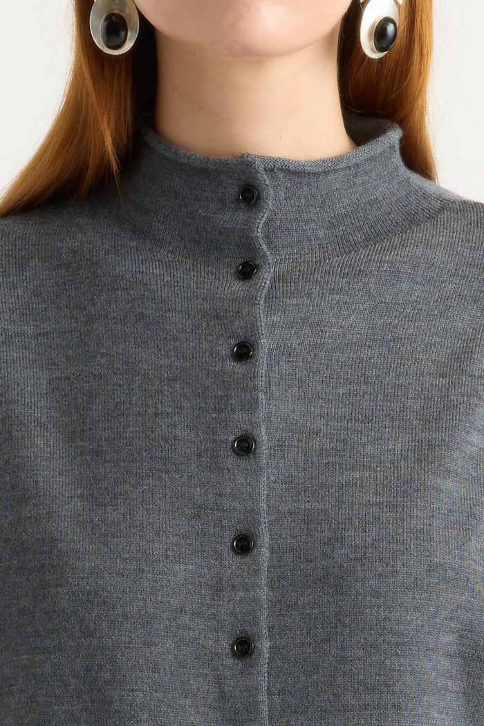 Kelsey | Charlee Lightweight Wool Button Cardigan in Size Small