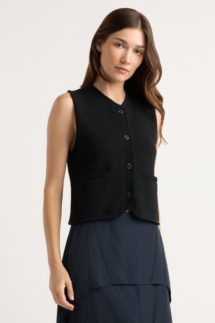 Renée | Elaine V-Neck Sweater Vest in Size Small