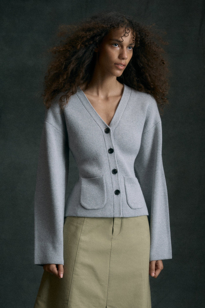 Shelby | Elinor Organic Cotton-Wool V-Neck Cardigan in Size Small
