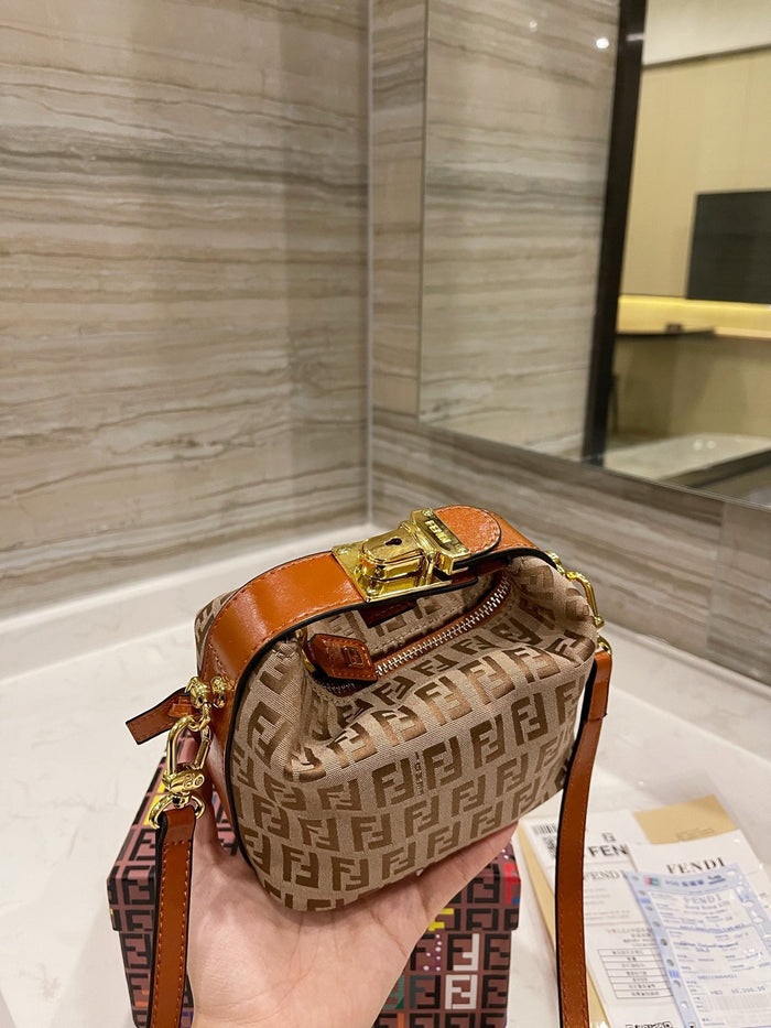 ESMEE - Top Quality Bag FND 658