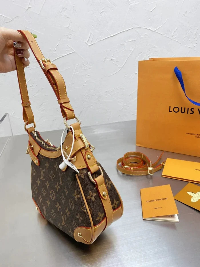 ESMEE - Top Quality Bags LUV 135