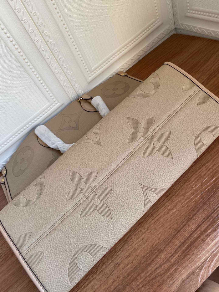 ESMEE - Top Quality Bags LUV 142