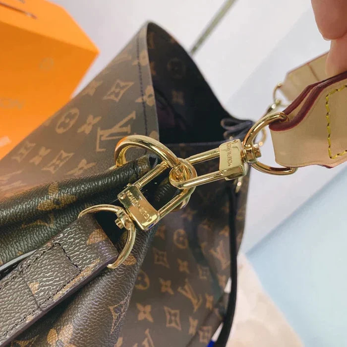 ESMEE - Top Quality Bags LUV 182