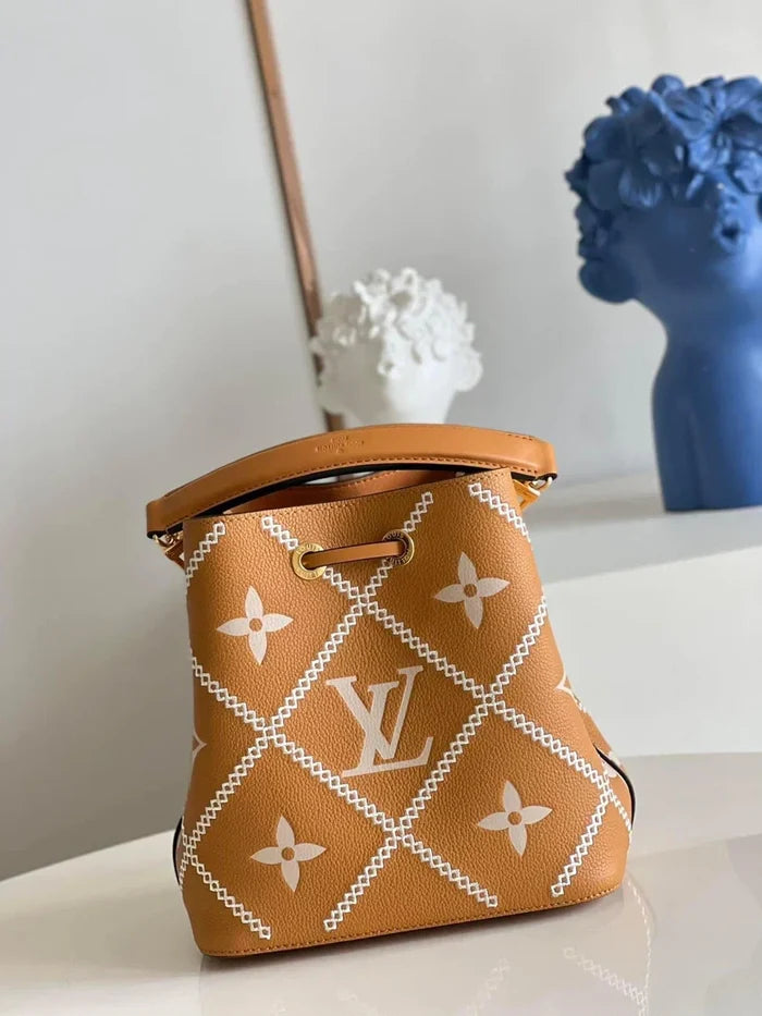 ESMEE - Top Quality Bags LUV 300