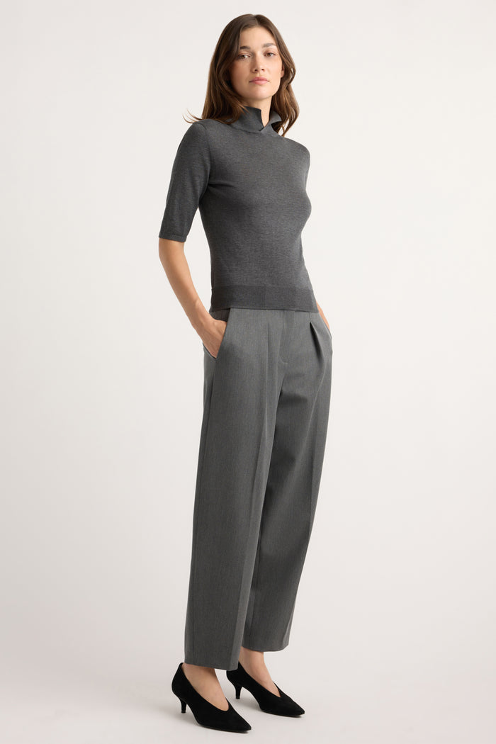 Renée | Francine Pleated Suiting Carrot-Leg Pant in Size Small