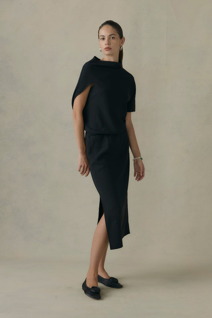 Beate | Gitte Asymmetric-Sleeve Dress in Size Extra Small