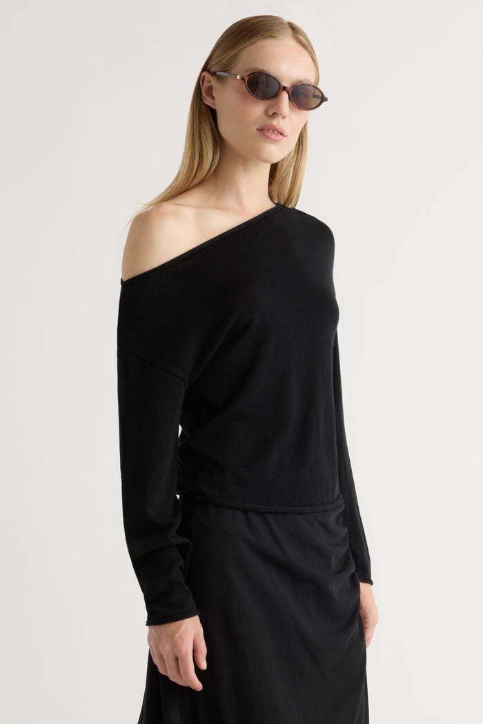 Jess | Hachi Tencel-Wool Off-Shoulder Sweater in Size Small