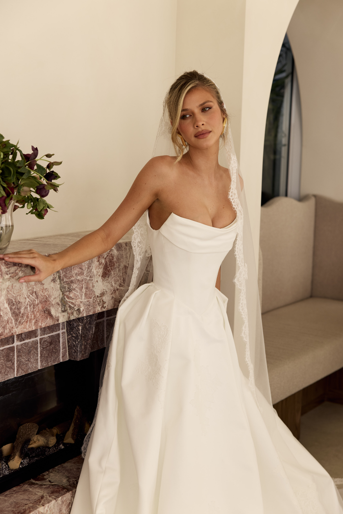 HARPER VEIL