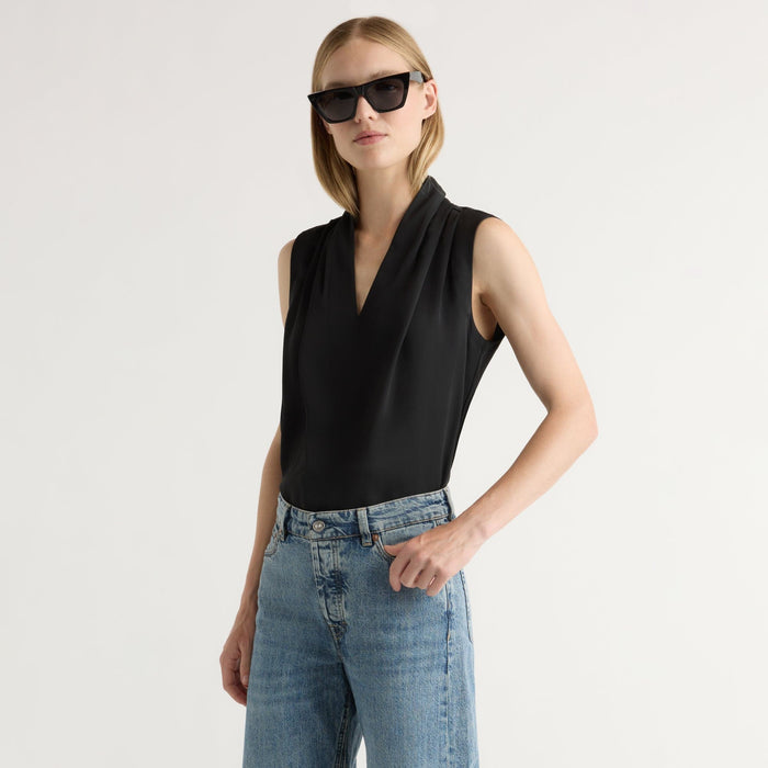 Jess | Jae V-Neck Sleeveless Blouse in Size Small
