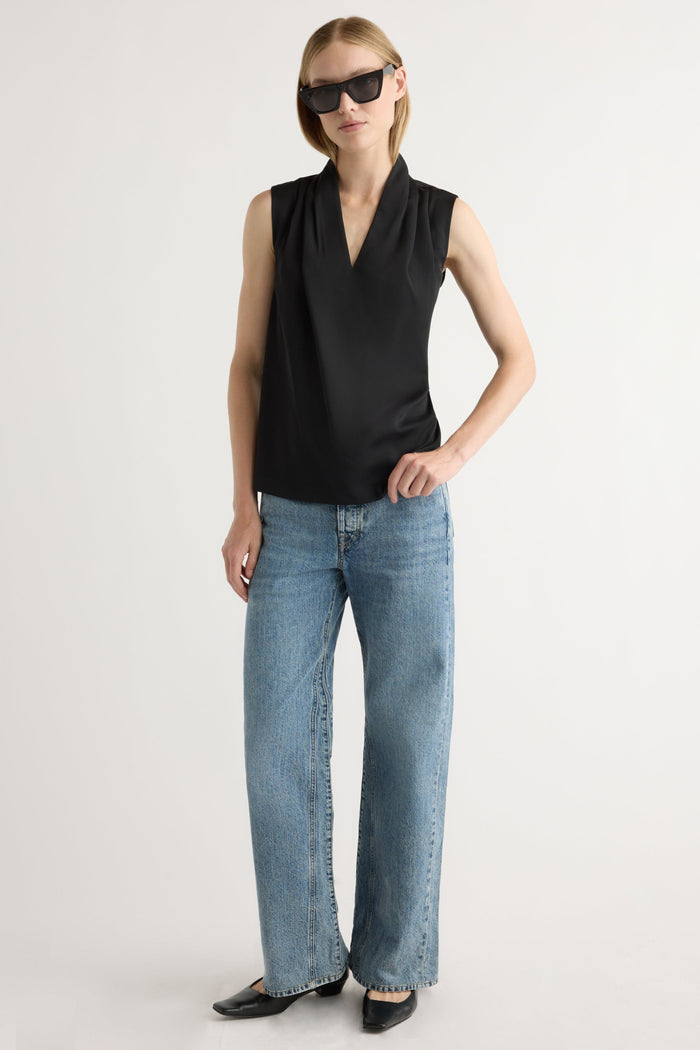 Jess | Jae V-Neck Sleeveless Blouse in Size Small