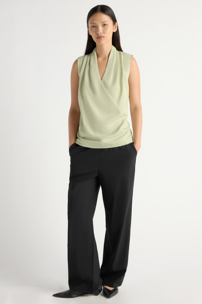 May-Li | Jae V-Neck Sleeveless Blouse in Size Small