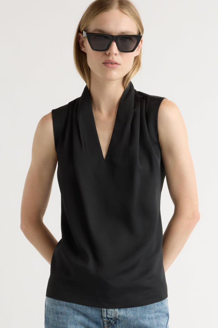 Jess | Jae V-Neck Sleeveless Blouse in Size Small