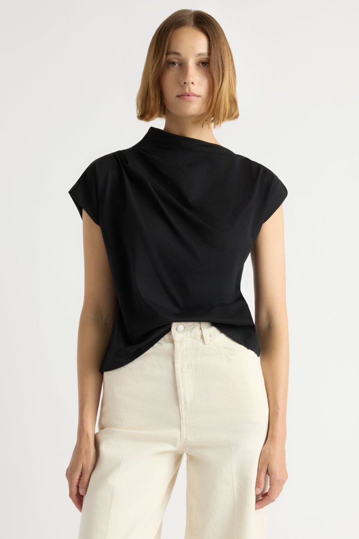 Mali | Kenny Asymmetric-Neck Tee in Size Extra Small