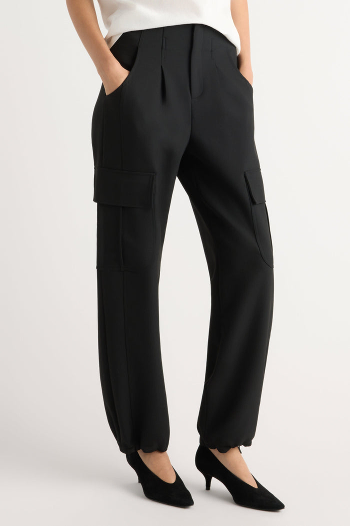 Karolina | Lynda Tailored Utility Pant in Size Extra Small