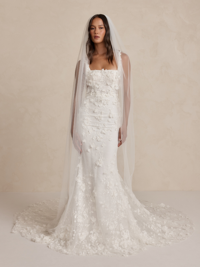 MIRANDA VEIL
