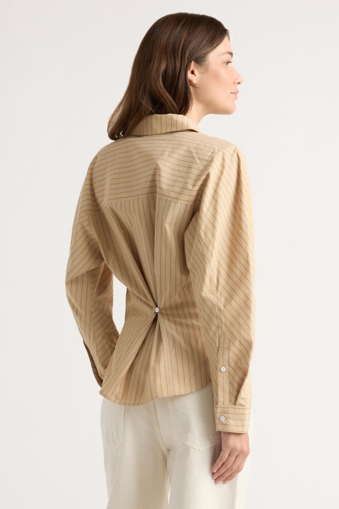 Renée | Phoenix Cinch-Waist Back-Button Shirt in Size Small