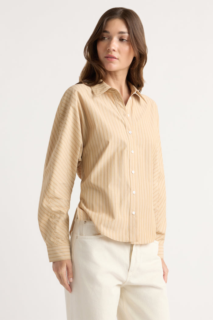 Renée | Phoenix Cinch-Waist Back-Button Shirt in Size Small