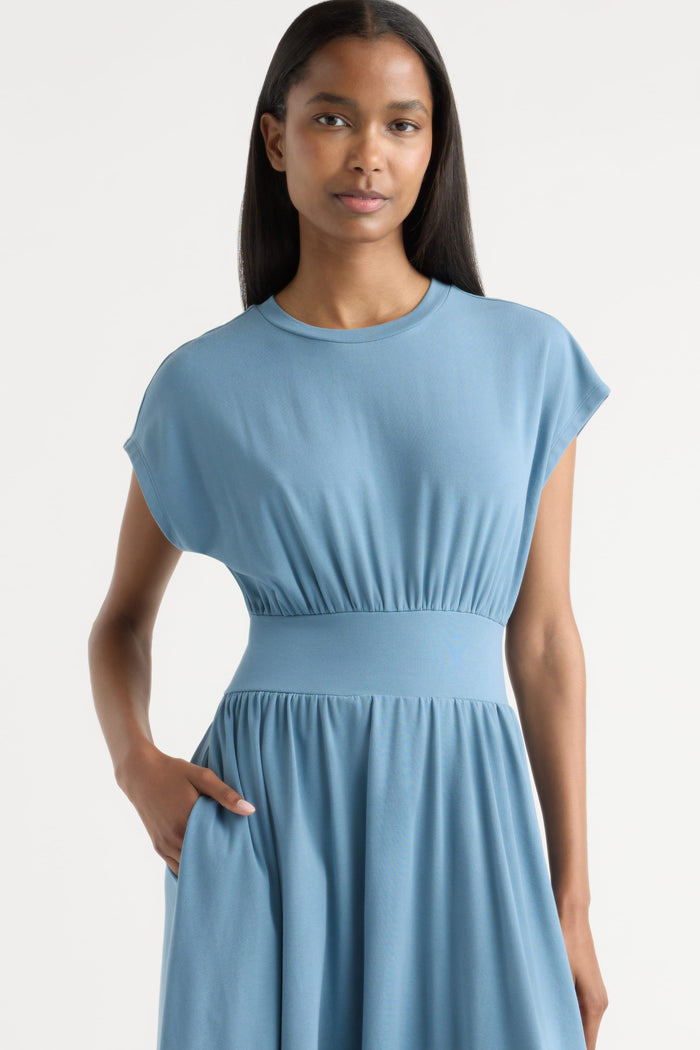 Isilda | Prima Jersey Midi Dress in Size Extra Small