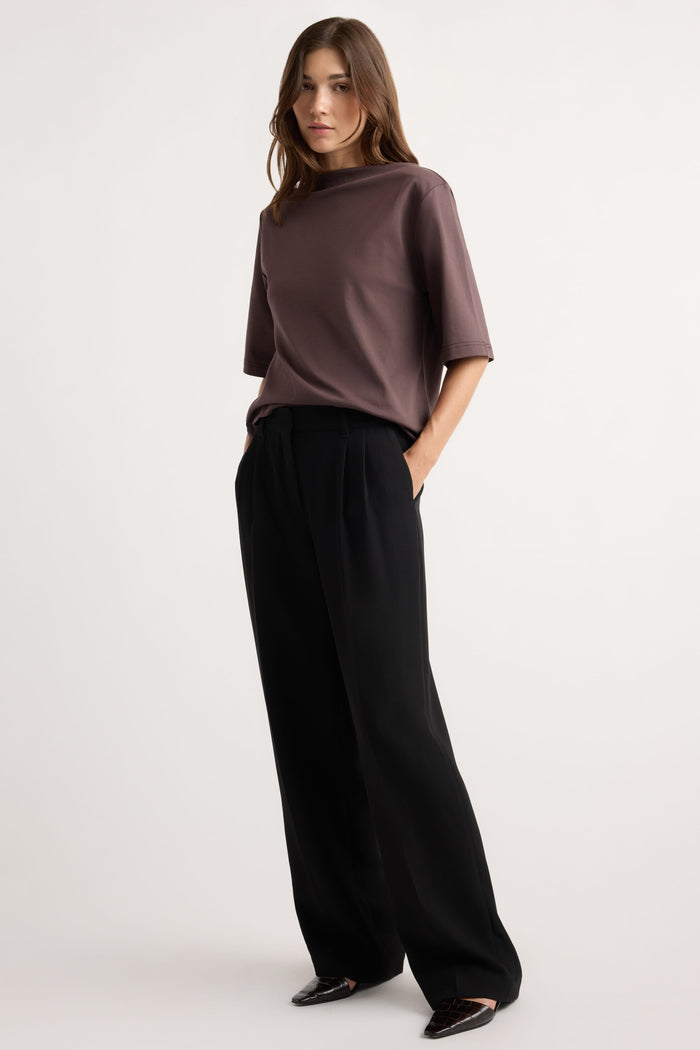 Renée | Raquel Relaxed Slit-Neck Tee in Size Extra Small