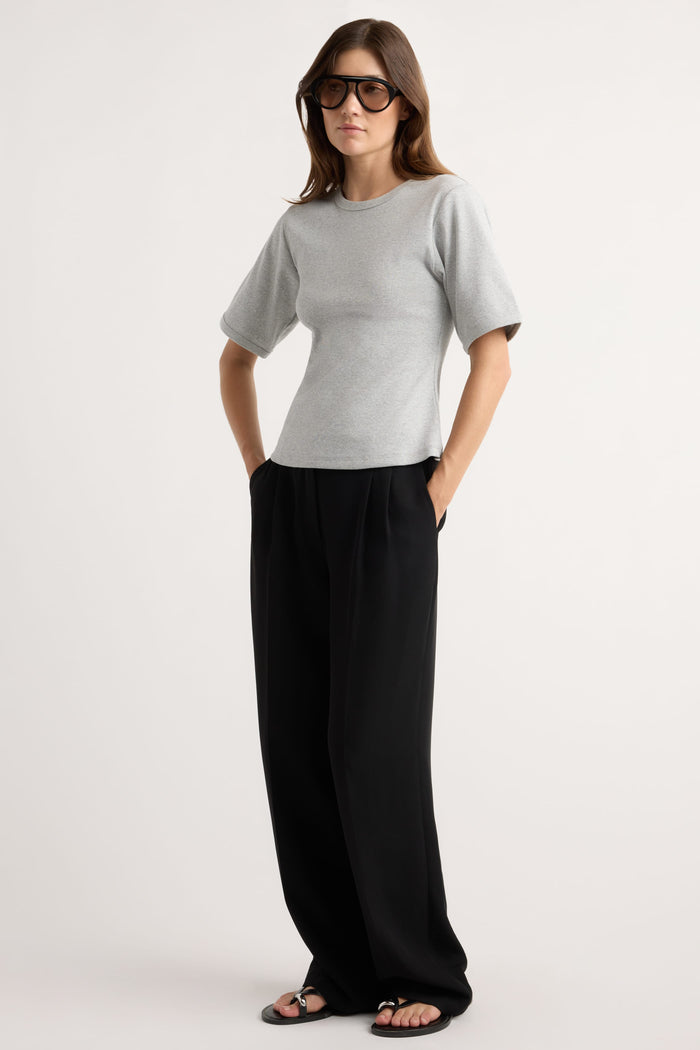Renée | Reanne Ribbed Sculpted Crew-Neck Tee in Extra Small
