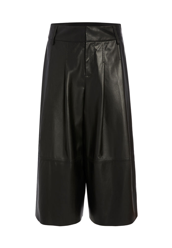 SCARLET LEATHER GAUCHO PANT - BLACK