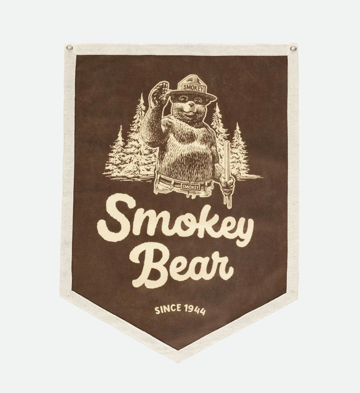 Smokey Camp Flag - The Great PNW