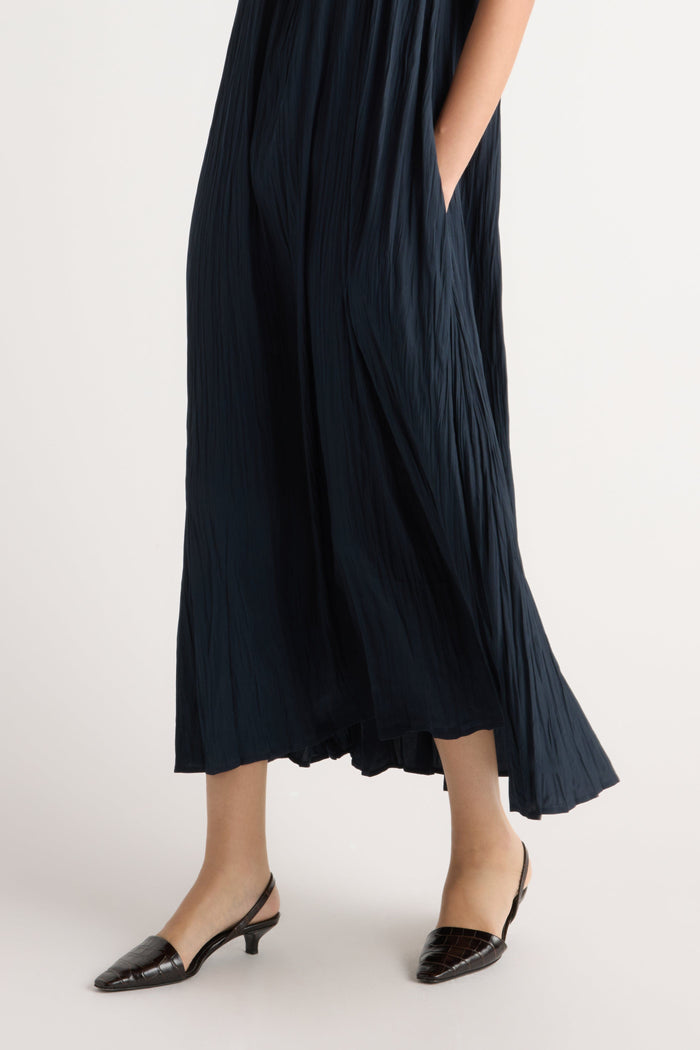 Karolina | Solange Crinkled Maxi Dress in Size Extra Small