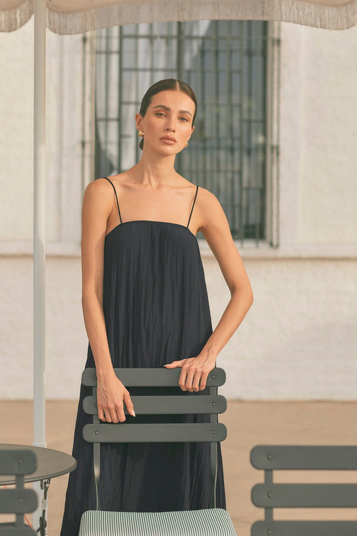 Elizabeth | Solange Crinkled Maxi Dress in Size Small