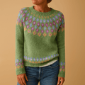 Sweater Women Printed Design with Classic Neckline and Comfort Fit