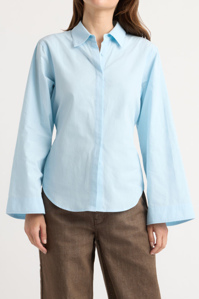 Renée | Theo Relaxed Bell-Sleeve Shirt in Size Small
