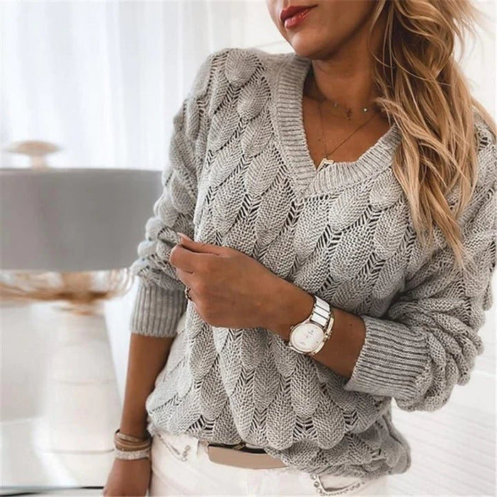 V-Neck Sweater Women Soft Knit Pullover for Everyday Wear