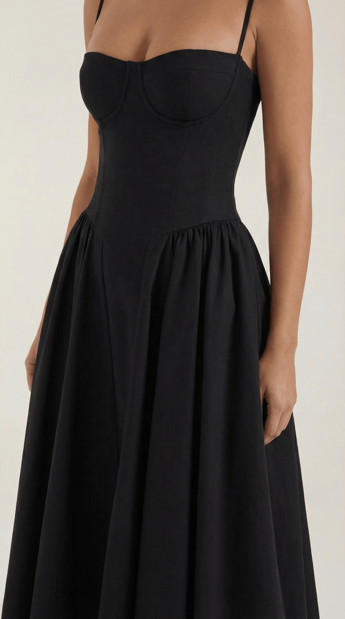 Women Midi Dress Corset Fit Sweetheart Neckline Design