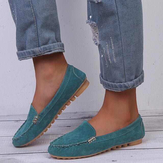 Women's Loafers — Slip-On Flat Sole Closed Upper Minimal Design