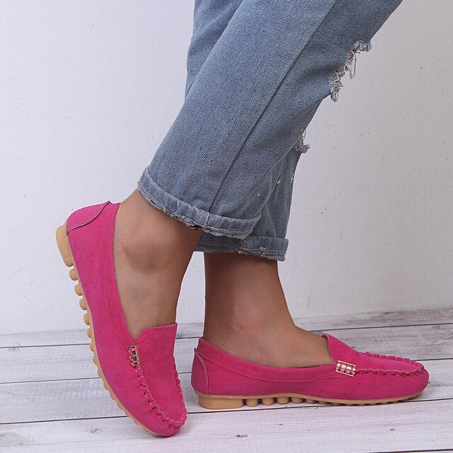 Women's Loafers — Slip-On Flat Sole Closed Upper Minimal Design